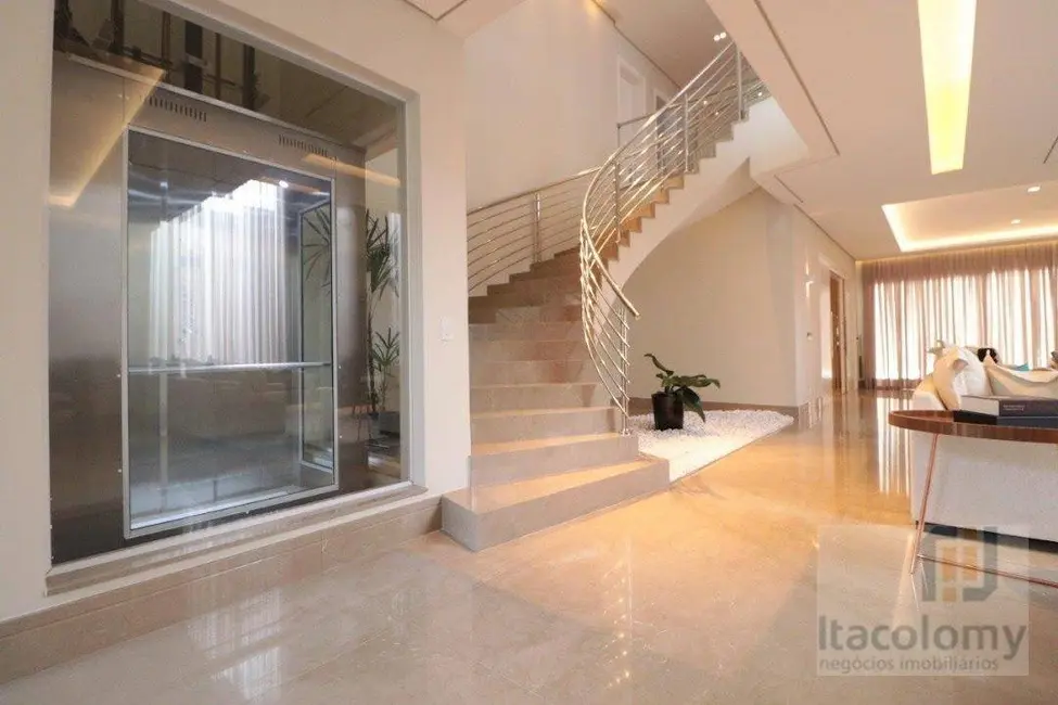 Foto 2 de Casa de Condomínio com 5 quartos à venda, 1000m2 em Santana De Parnaiba - SP