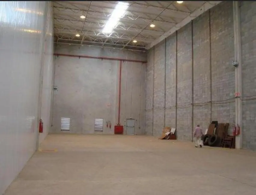 Armazém / Galpão para alugar, 1329m2 em Tamboré, Barueri - SP - imagem 5 Foto 5 de Armazém / Galpão para alugar, 1329m2 em Tamboré, Barueri - SP