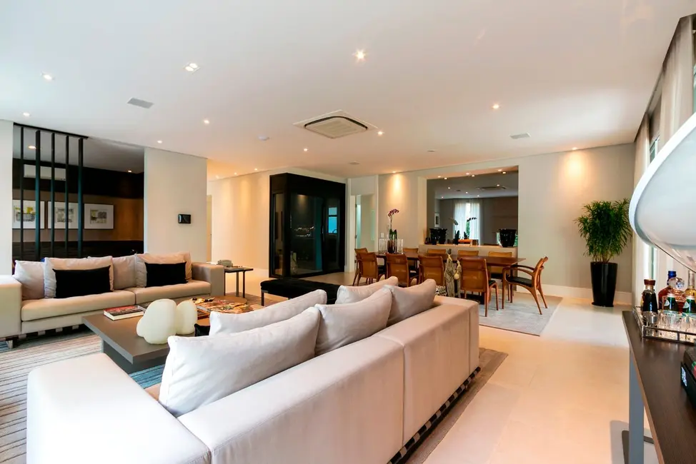 Casa de Condomínio com 4 quartos à venda, 702m2 em Tamboré, Santana De Parnaiba - SP - imagem 9 Foto 9 de Casa de Condomínio com 4 quartos à venda, 702m2 em Tamboré, Santana De Parnaiba - SP