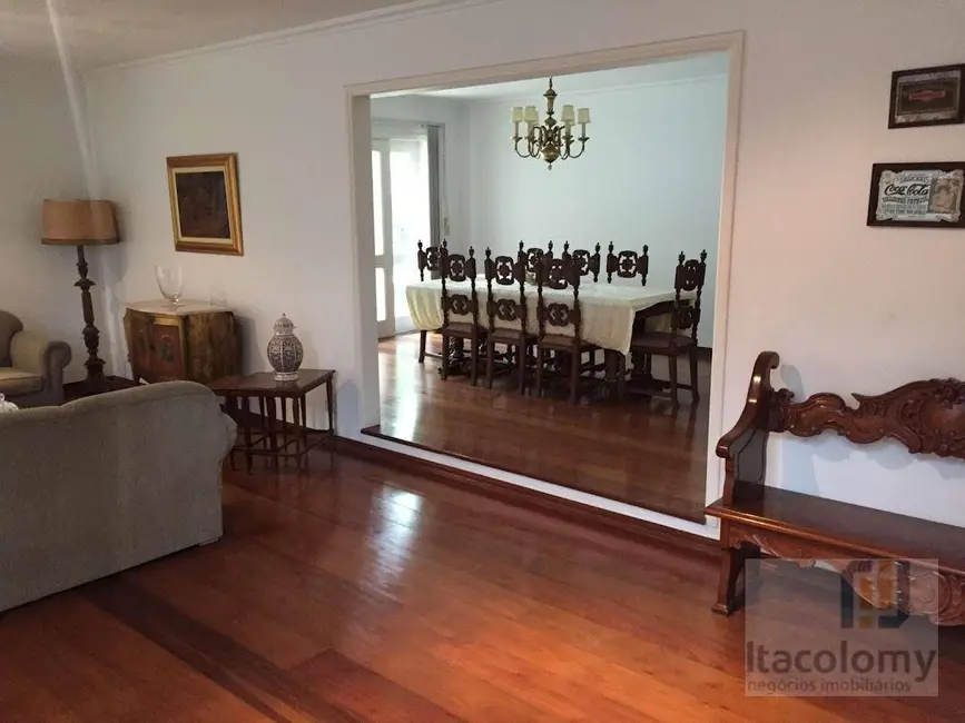 Casa de Condomínio com 4 quartos à venda, 592m2 em Barueri - SP - imagem 9 Foto 9 de Casa de Condomínio com 4 quartos à venda, 592m2 em Barueri - SP