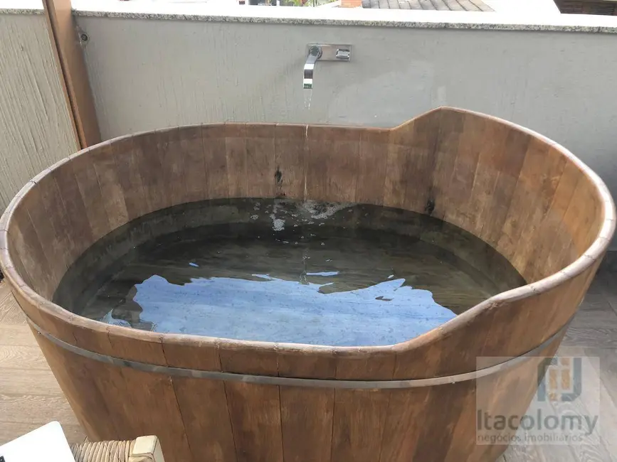 Foto 2 de Casa de Condomínio com 4 quartos para alugar, 420m2 em Santana De Parnaiba - SP