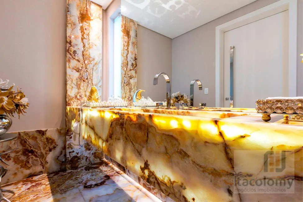 Foto 2 de Casa de Condomínio com 5 quartos à venda, 1200m2 em Santana De Parnaiba - SP