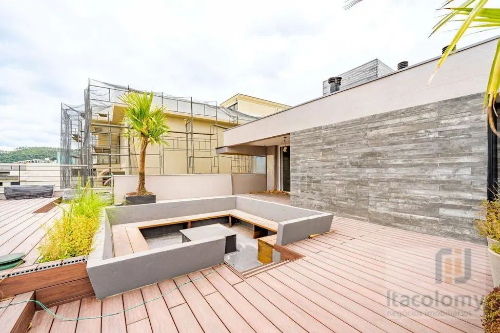 Foto 4 de Casa de Condomínio com 3 quartos à venda, 490m2 em Santana De Parnaiba - SP