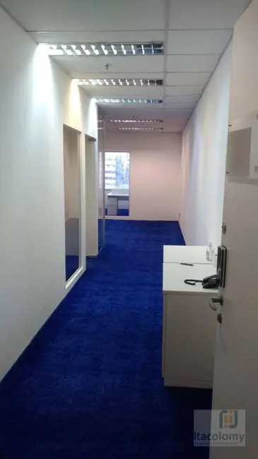 Foto 3 de Loft / Flat à venda, 90m2 em Alphaville Industrial, Barueri - SP