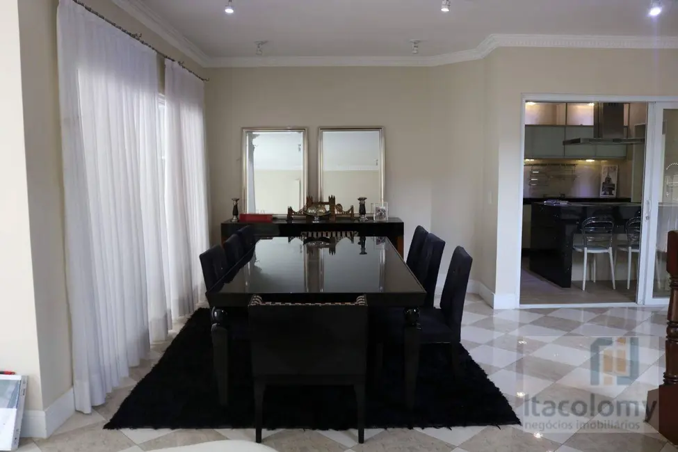 Foto 5 de Casa de Condomínio com 4 quartos à venda e para alugar, 400m2 em Santana De Parnaiba - SP