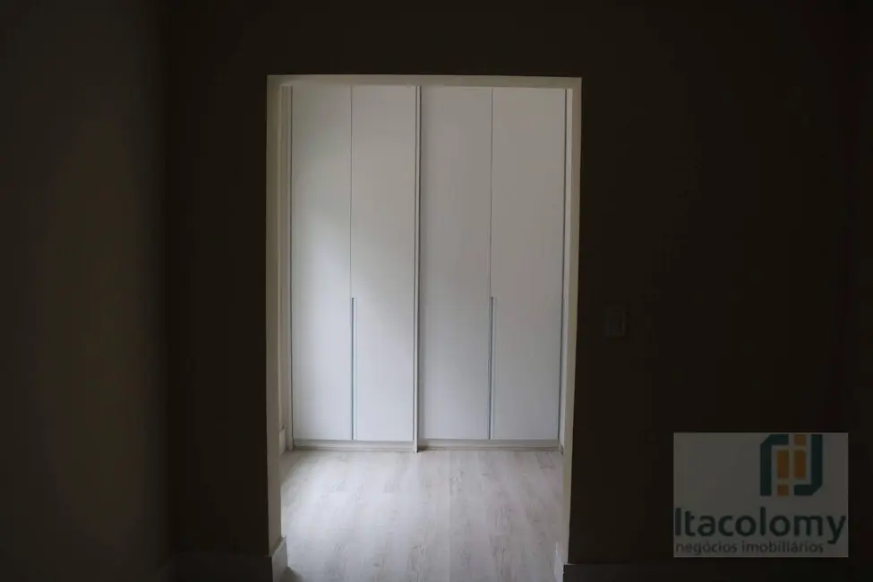 Foto 7 de Casa de Condomínio com 4 quartos à venda e para alugar, 400m2 em Santana De Parnaiba - SP