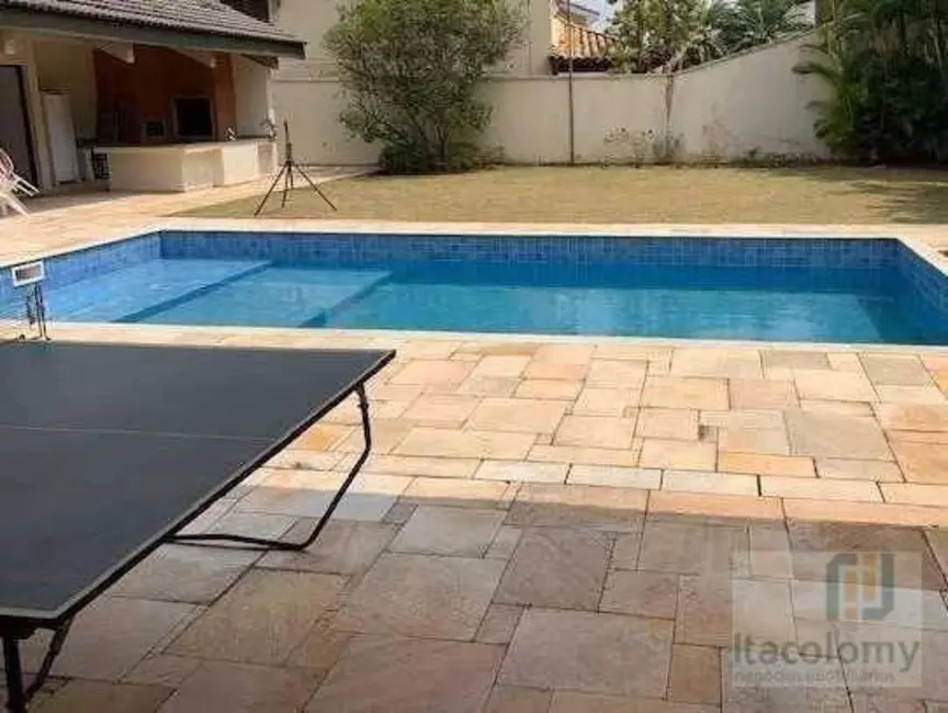 Casa de Condomínio com 4 quartos à venda, 1040m2 em Santana De Parnaiba - SP - imagem 3 Foto 3 de Casa de Condomínio com 4 quartos à venda, 1040m2 em Santana De Parnaiba - SP