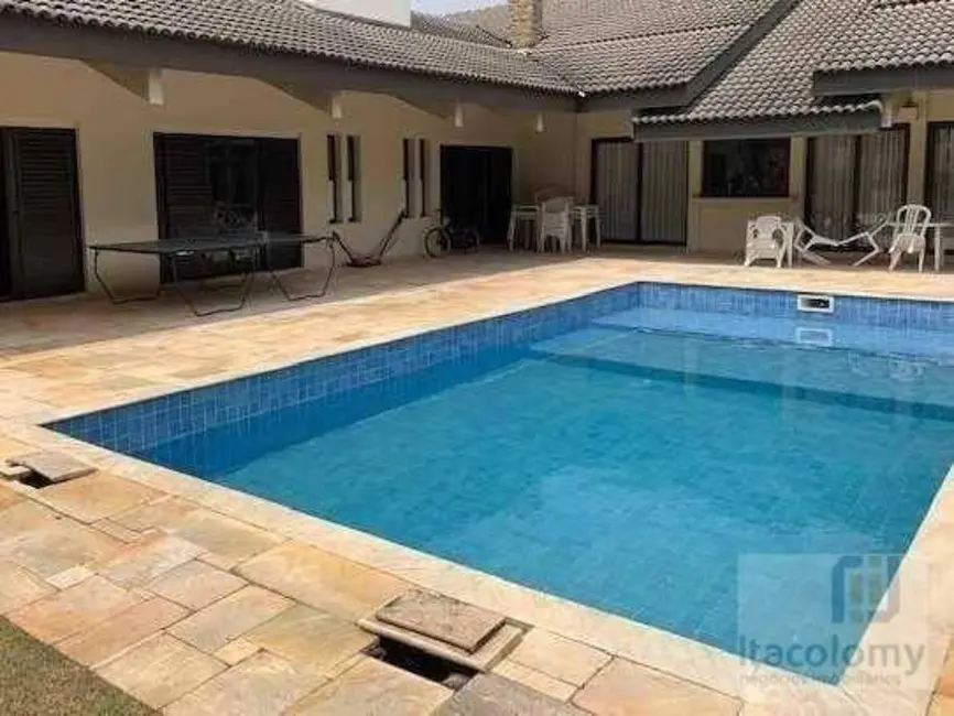 Casa de Condomínio com 4 quartos à venda, 1040m2 em Santana De Parnaiba - SP - imagem 1 Foto 1 de Casa de Condomínio com 4 quartos à venda, 1040m2 em Santana De Parnaiba - SP