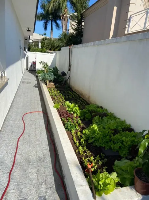 Casa de Condomínio com 4 quartos à venda, 800m2 em Santana De Parnaiba - SP - imagem 8 Foto 8 de Casa de Condomínio com 4 quartos à venda, 800m2 em Santana De Parnaiba - SP