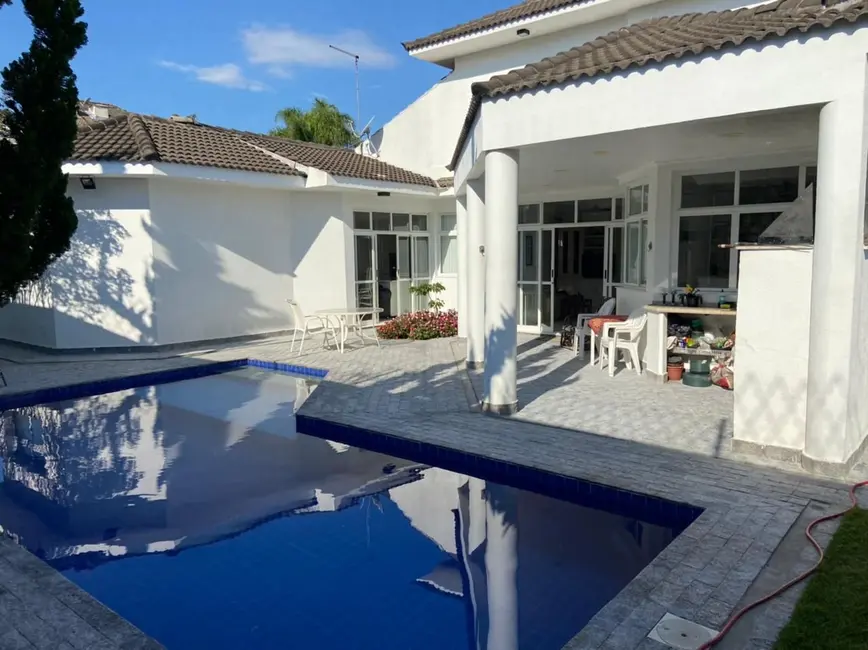 Casa de Condomínio com 4 quartos à venda, 800m2 em Santana De Parnaiba - SP - imagem 1 Foto 1 de Casa de Condomínio com 4 quartos à venda, 800m2 em Santana De Parnaiba - SP