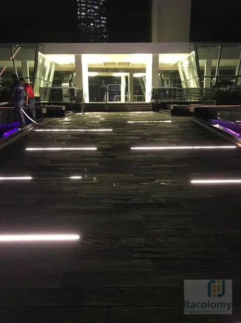 Foto 8 de Loft / Flat à venda e para alugar, 500m2 em Alphaville Industrial, Barueri - SP