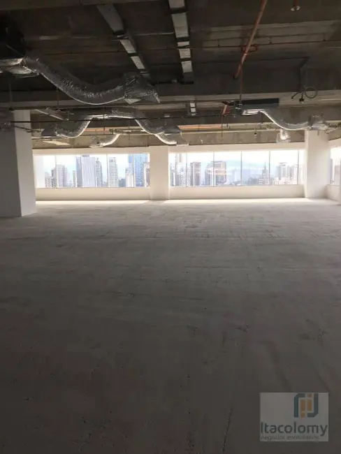 Foto 6 de Loft / Flat à venda e para alugar, 500m2 em Alphaville Industrial, Barueri - SP