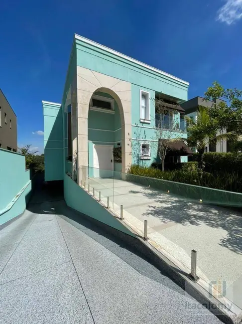 Casa de Condomínio com 4 quartos à venda, 494m2 em Tamboré, Santana De Parnaiba - SP - imagem 3 Foto 3 de Casa de Condomínio com 4 quartos à venda, 494m2 em Tamboré, Santana De Parnaiba - SP