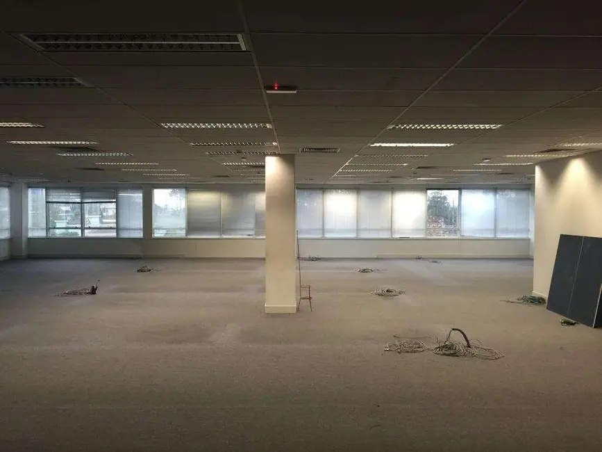 Sala Comercial para alugar, 570m2 em Barueri - SP - imagem 9 Foto 9 de Sala Comercial para alugar, 570m2 em Barueri - SP