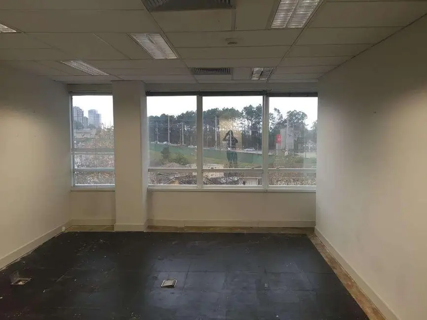 Sala Comercial para alugar, 570m2 em Barueri - SP - imagem 4 Foto 4 de Sala Comercial para alugar, 570m2 em Barueri - SP