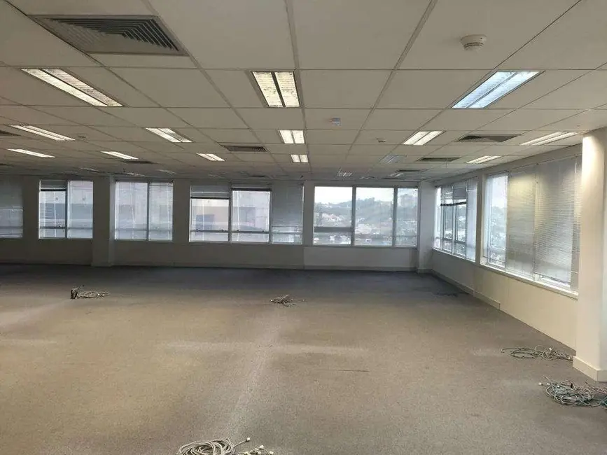 Foto 1 de Sala Comercial para alugar, 570m2 em Barueri - SP