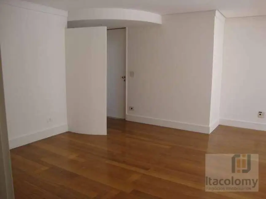 Foto 1 de Apartamento com 3 quartos à venda, 134m2 em Real Parque, São Paulo - SP