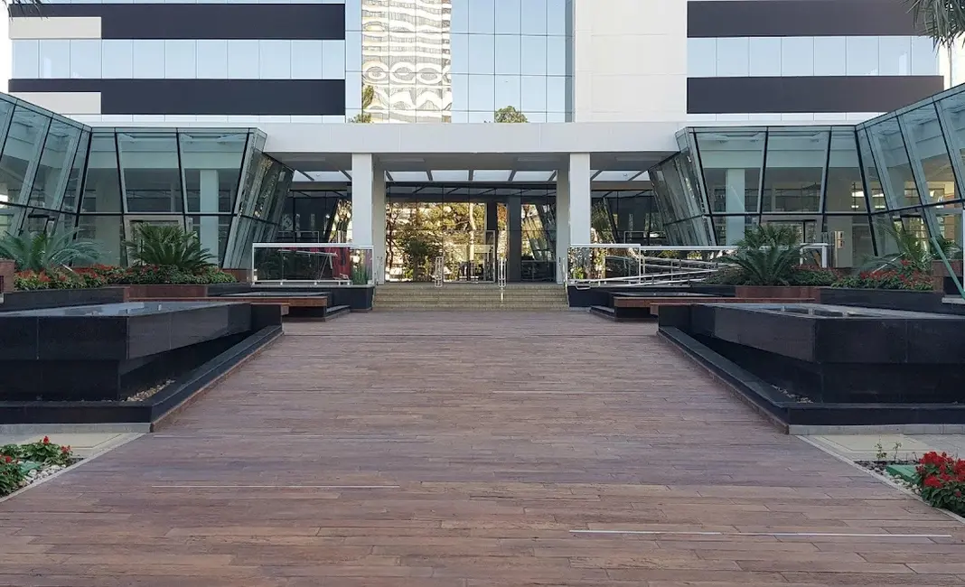 Foto 3 de Sala Comercial à venda e para alugar, 2000m2 em Alphaville Industrial, Barueri - SP