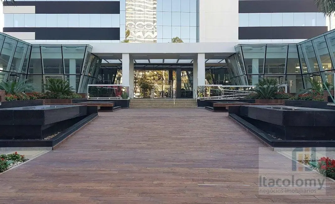 Foto 3 de Sala Comercial à venda e para alugar, 2000m2 em Alphaville Industrial, Barueri - SP