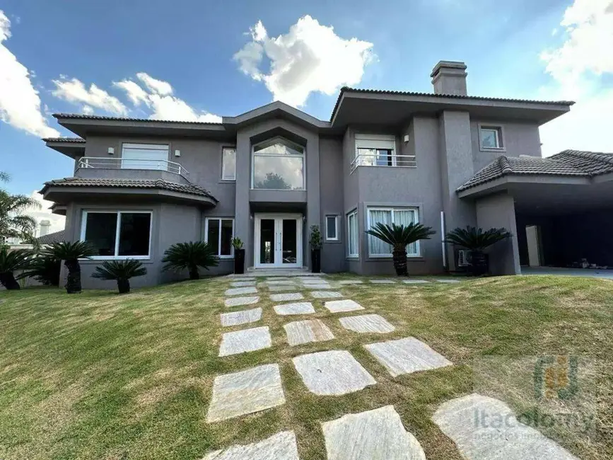 Foto 1 de Casa de Condomínio com 4 quartos para alugar, 800m2 em Santana De Parnaiba - SP