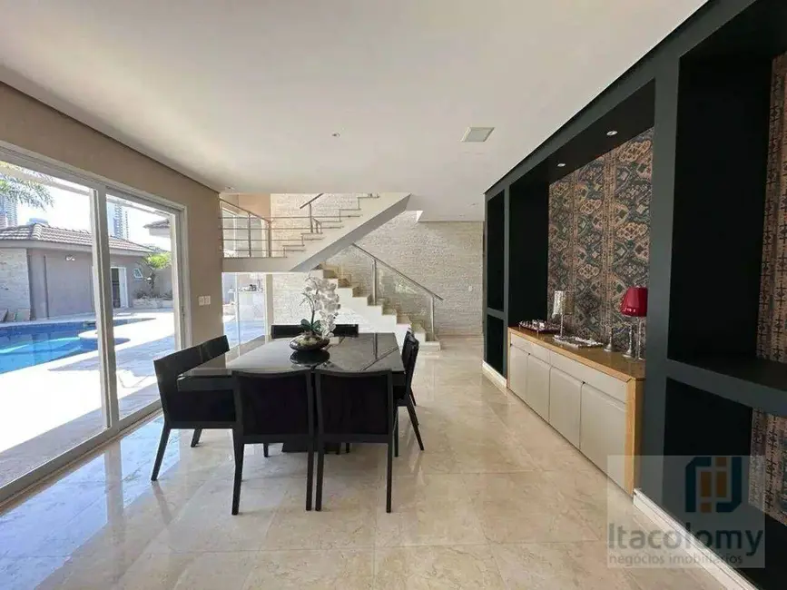 Foto 8 de Casa de Condomínio com 4 quartos para alugar, 800m2 em Santana De Parnaiba - SP