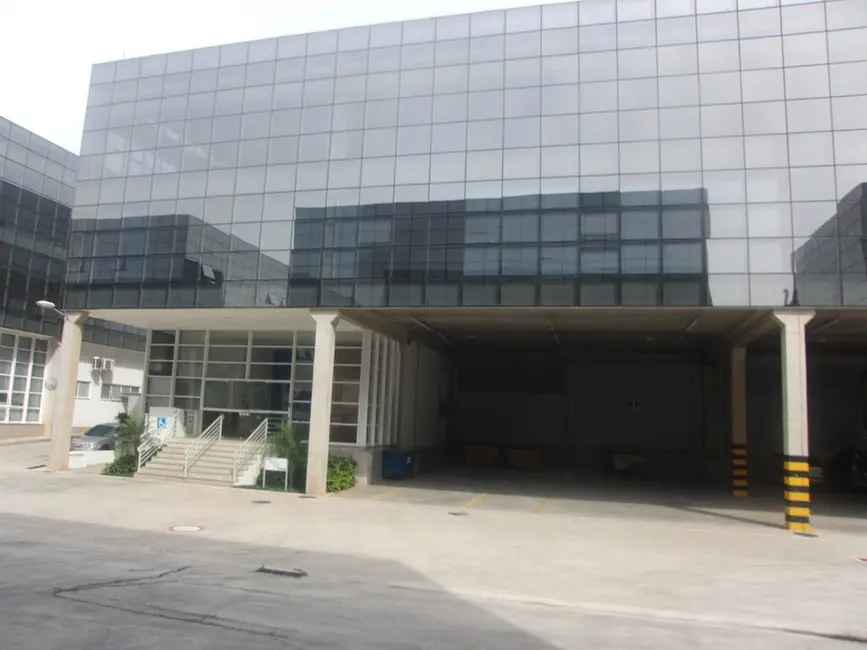Foto 2 de Armazém / Galpão para alugar, 3500m2 em Tamboré, Barueri - SP