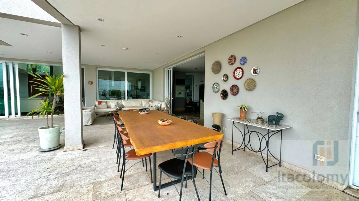 Casa de Condomínio com 4 quartos à venda, 1174m2 em Santana De Parnaiba - SP - imagem 8 Foto 8 de Casa de Condomínio com 4 quartos à venda, 1174m2 em Santana De Parnaiba - SP