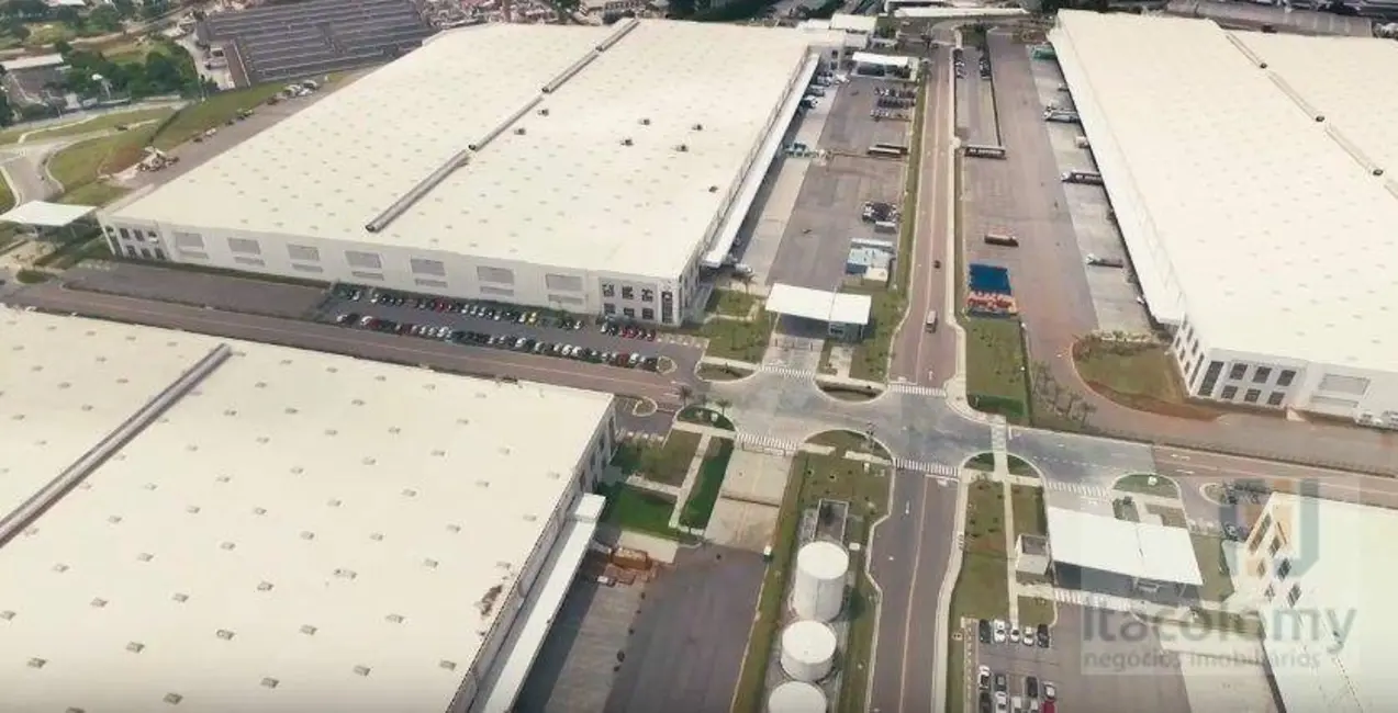 Foto 2 de Armazém / Galpão para alugar, 30000m2 em Empresarial Paineira (Jordanésia), Cajamar - SP