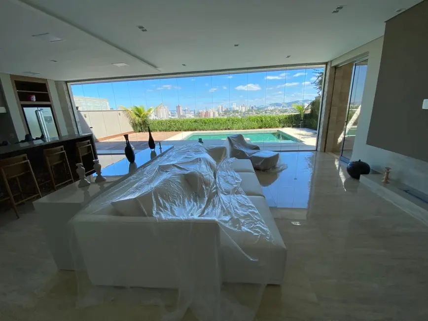 Casa de Condomínio com 4 quartos à venda e para alugar, 575m2 em Tamboré, Barueri - SP - imagem 7 Foto 7 de Casa de Condomínio com 4 quartos à venda e para alugar, 575m2 em Tamboré, Barueri - SP