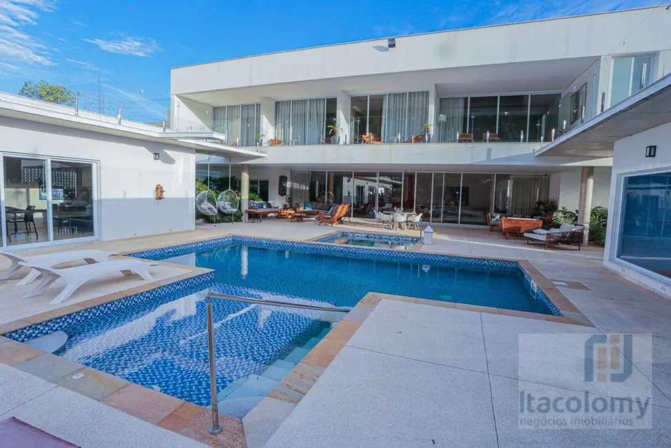 Foto 2 de Casa de Condomínio com 4 quartos à venda, 1900m2 em Tamboré, Barueri - SP