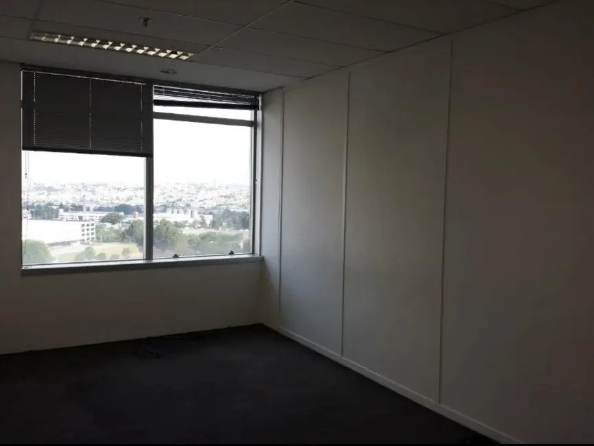 Foto 4 de Sala Comercial à venda, 90m2 em Alphaville Industrial, Barueri - SP