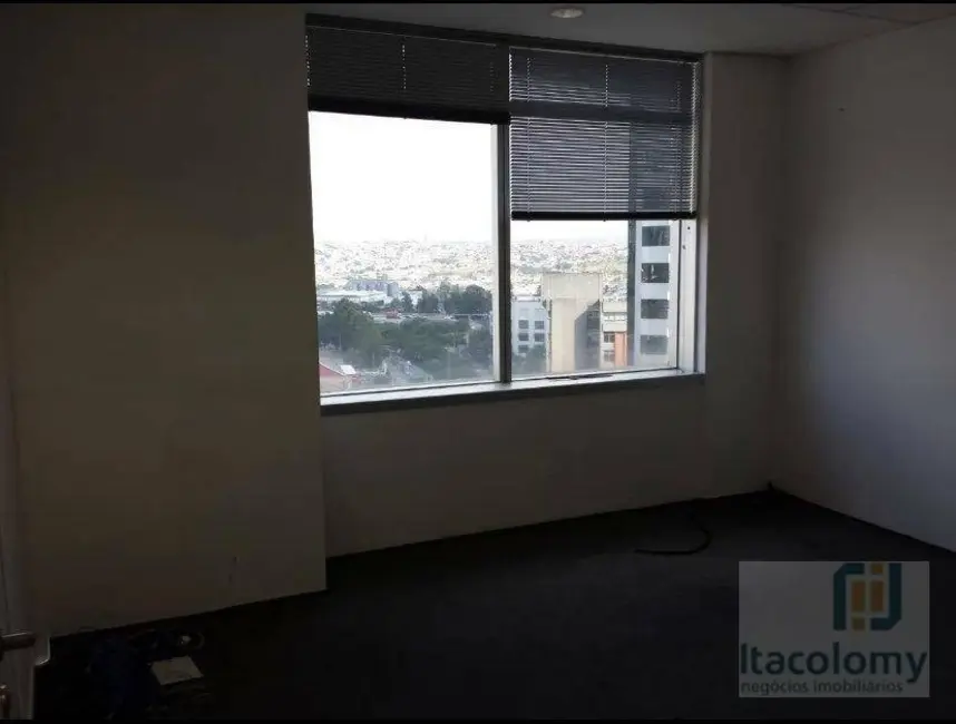 Foto 6 de Sala Comercial à venda, 90m2 em Alphaville Industrial, Barueri - SP