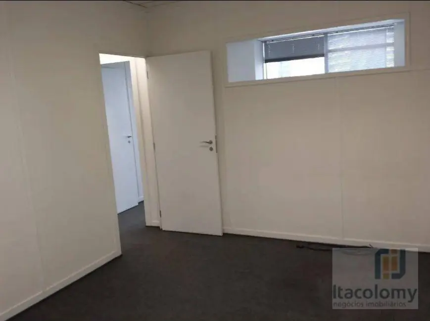 Foto 7 de Sala Comercial à venda, 90m2 em Alphaville Industrial, Barueri - SP