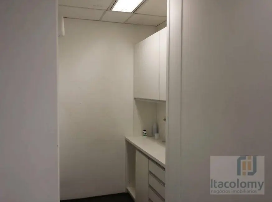 Foto 2 de Sala Comercial à venda, 90m2 em Alphaville Industrial, Barueri - SP