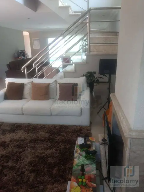 Foto 4 de Casa de Condomínio com 4 quartos à venda, 300m2 em Santana De Parnaiba - SP