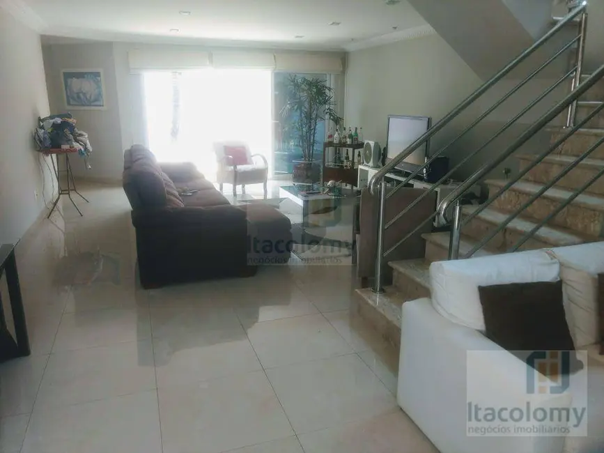 Foto 3 de Casa de Condomínio com 4 quartos à venda, 300m2 em Santana De Parnaiba - SP