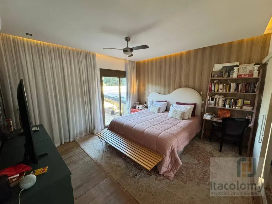 Foto 4 de Casa de Condomínio com 4 quartos à venda, 950m2 em Barueri - SP