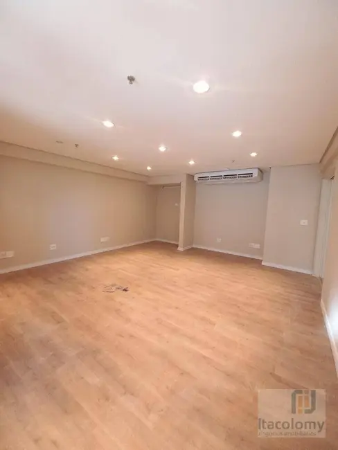Foto 7 de Sala Comercial para alugar, 223m2 em Barueri - SP