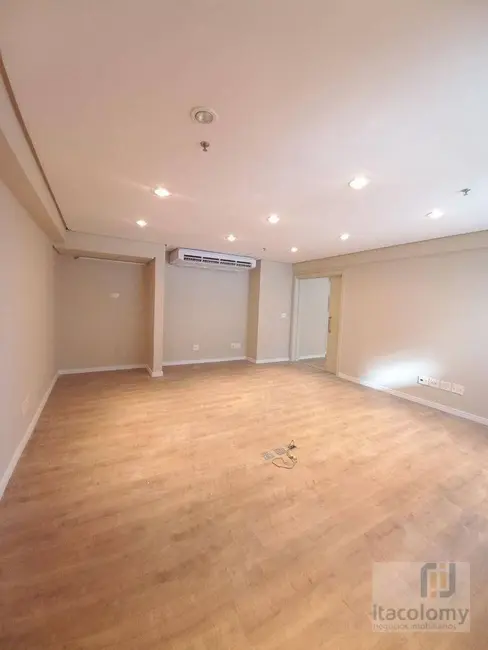 Foto 8 de Sala Comercial para alugar, 223m2 em Barueri - SP