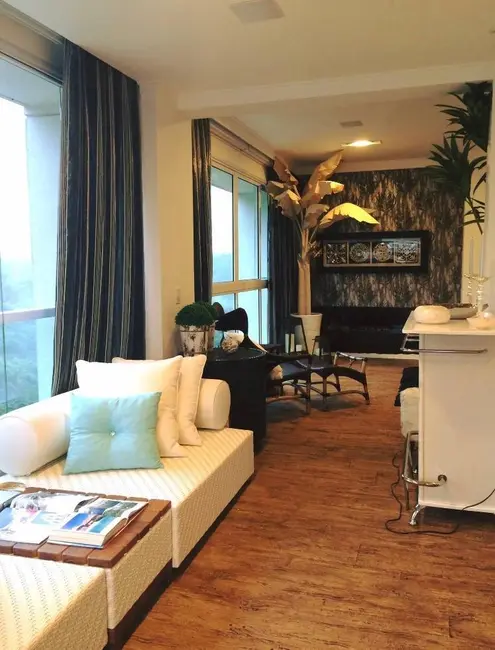 Foto 3 de Apartamento com 4 quartos à venda, 367m2 em Santana De Parnaiba - SP