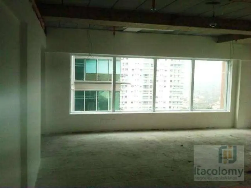 Foto 3 de Sala Comercial à venda, 247m2 em Alphaville Industrial, Barueri - SP