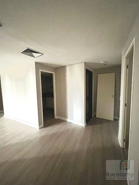 Foto 4 de Sala Comercial para alugar, 212m2 em Alphaville Industrial, Barueri - SP