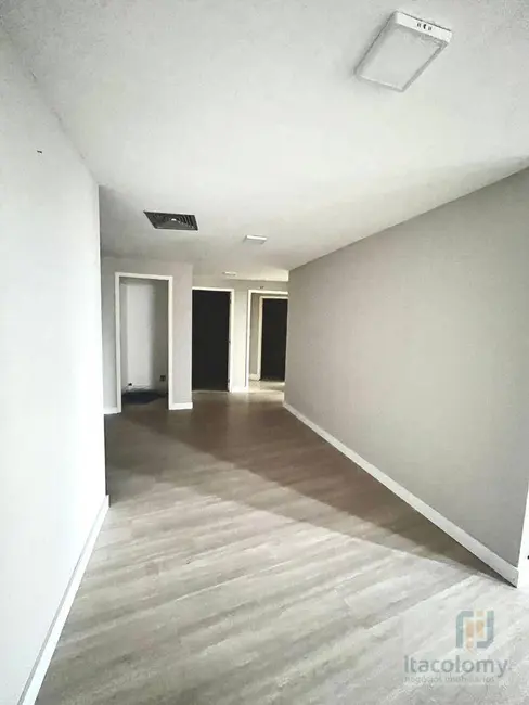 Foto 8 de Sala Comercial para alugar, 212m2 em Alphaville Industrial, Barueri - SP