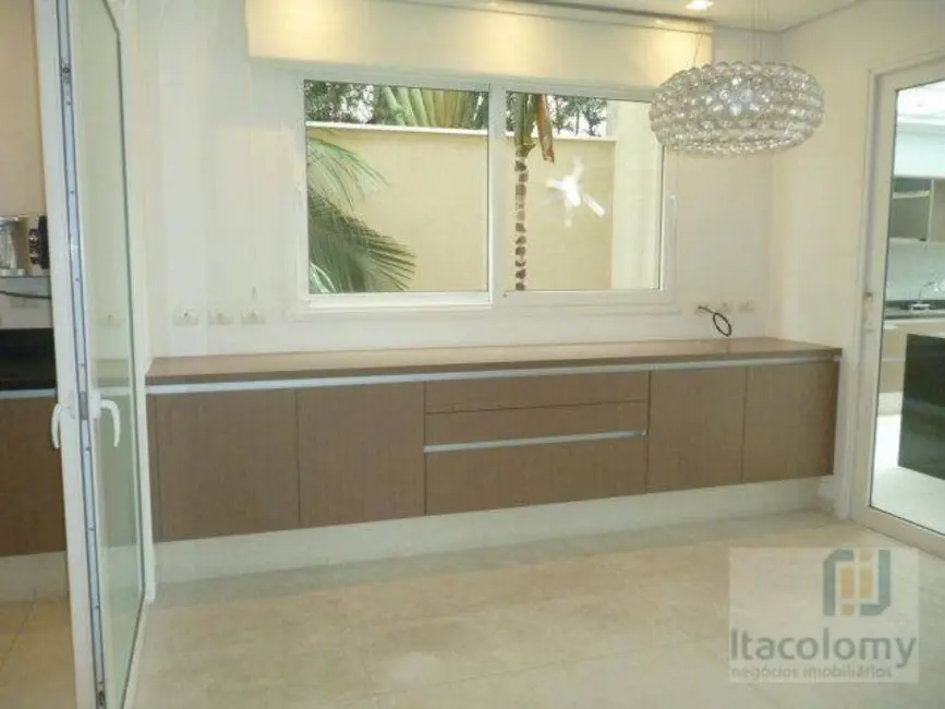 Foto 3 de Casa com 4 quartos à venda, 560m2 em Santana De Parnaiba - SP