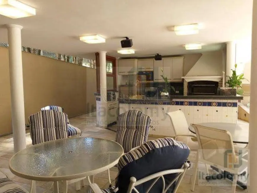 Foto 2 de Casa de Condomínio com 3 quartos à venda, 1370m2 em Residencial Tamboré, Barueri - SP