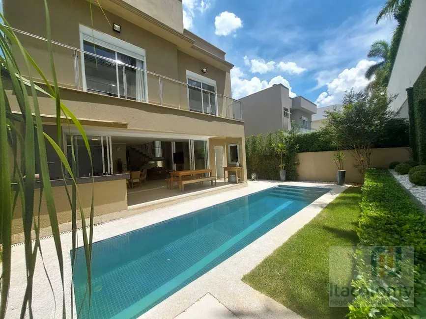 Casa de Condomínio com 5 quartos à venda e para alugar, 424m2 em Santana De Parnaiba - SP - imagem 4 Foto 4 de Casa de Condomínio com 5 quartos à venda e para alugar, 424m2 em Santana De Parnaiba - SP