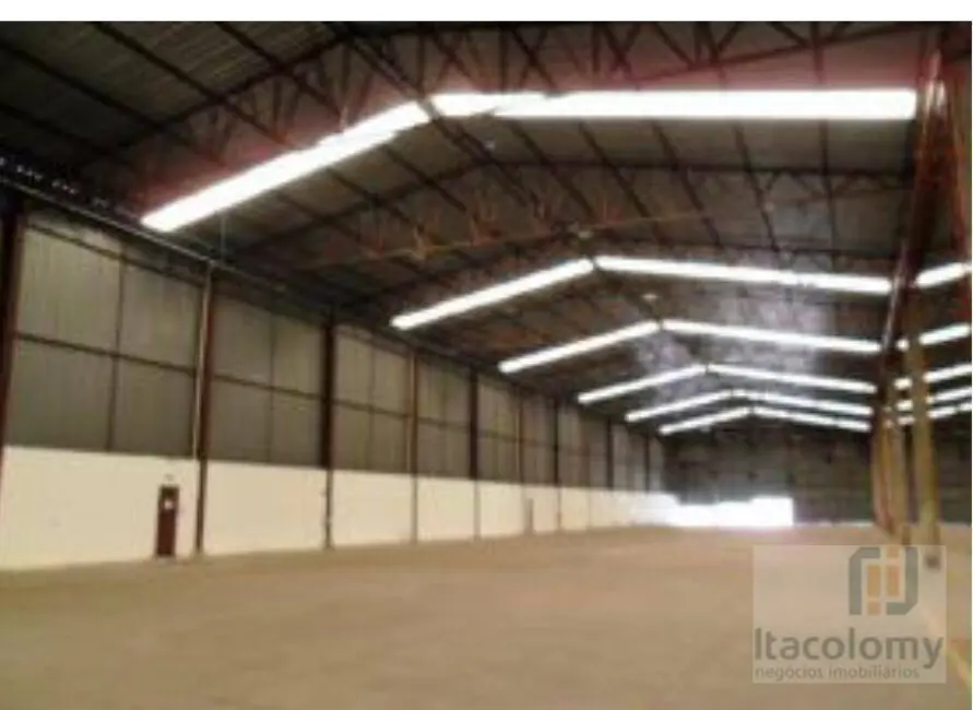 Armazém / Galpão para alugar, 7130m2 em Centro Comercial Jubran, Barueri - SP - imagem 2 Foto 2 de Armazém / Galpão para alugar, 7130m2 em Centro Comercial Jubran, Barueri - SP