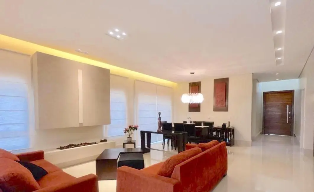 Casa de Condomínio com 4 quartos à venda, 459m2 em Santana De Parnaiba - SP - imagem 4 Foto 4 de Casa de Condomínio com 4 quartos à venda, 459m2 em Santana De Parnaiba - SP