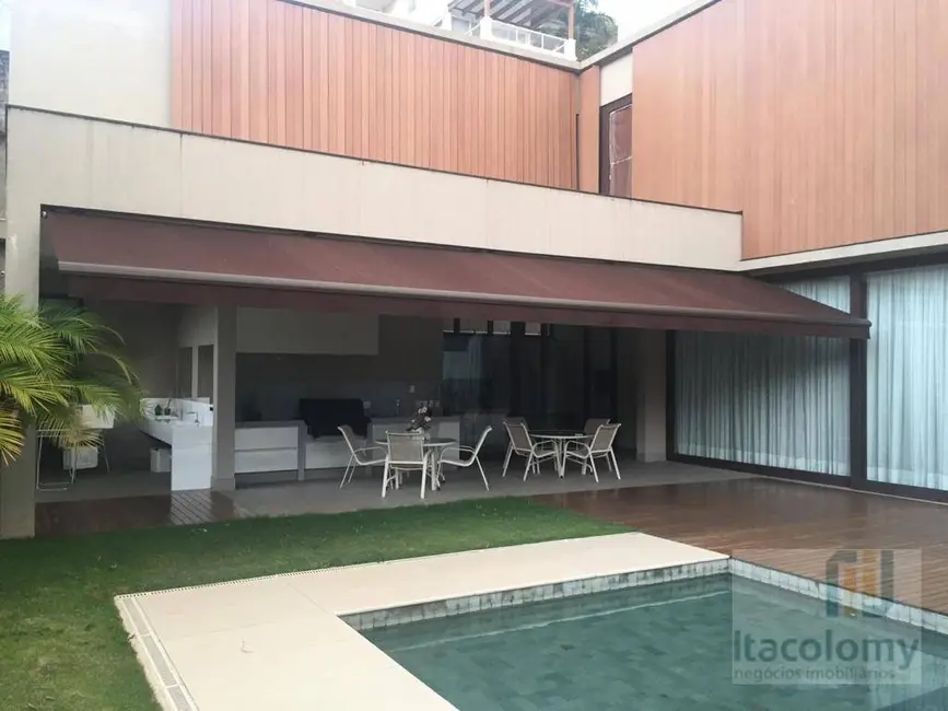 Foto 1 de Casa de Condomínio com 5 quartos à venda, 2100m2 em Santana De Parnaiba - SP