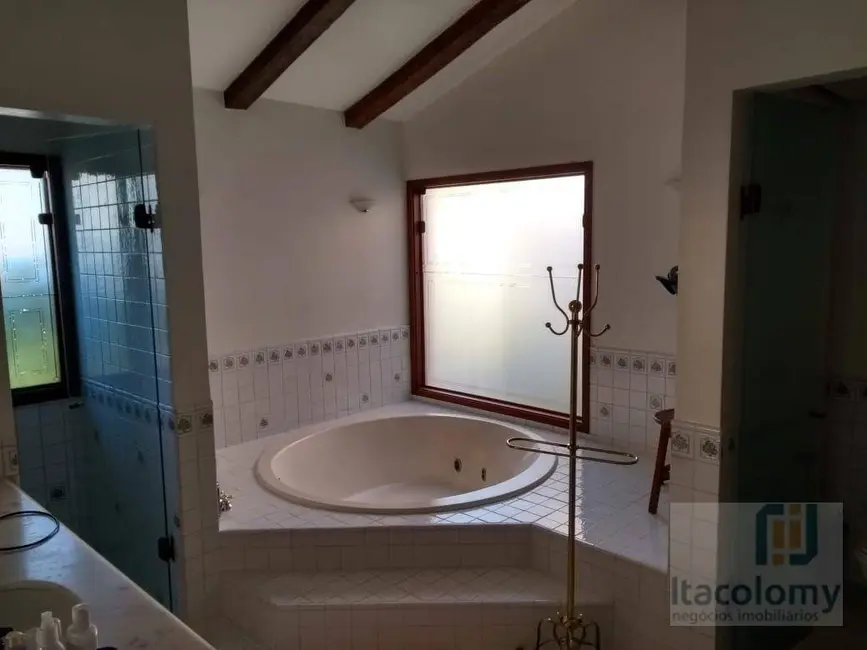 Casa de Condomínio com 7 quartos à venda, 1364m2 em Barueri - SP - imagem 5 Foto 5 de Casa de Condomínio com 7 quartos à venda, 1364m2 em Barueri - SP